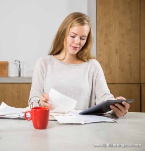 Wife Managing Finances After Divorce